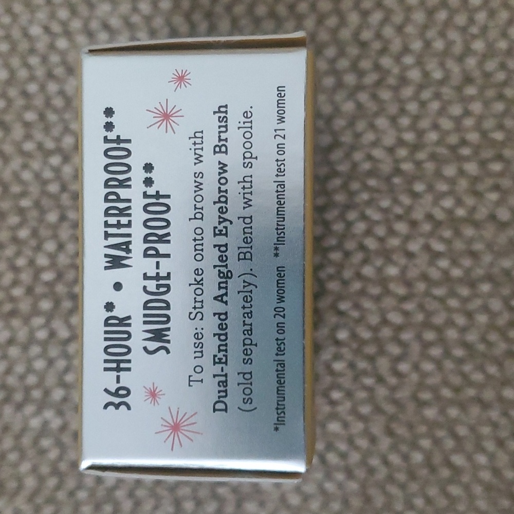 Makeup - Picture 3 of 3